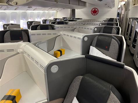 air canada 77l business class.